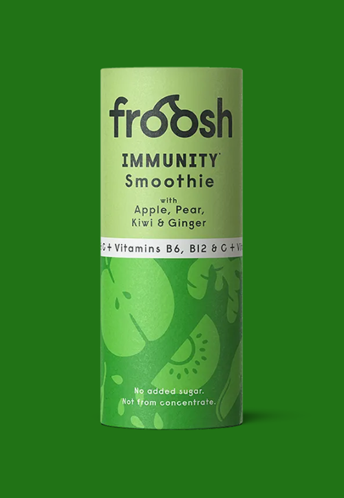 A green Froosh Immunity smoothie tube with apple, pear, kiwi, and ginger flavors against a green background. The text highlights vitamins B6, B12, and C for active immune system support, as well as the fact that it contains no added sugar and is made without concentrate—a refreshing choice that helps you stay focused all day long.